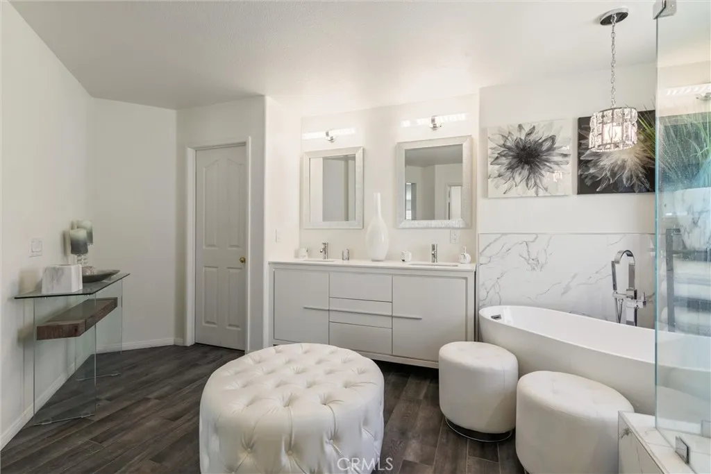 Additional image 6 of 43354 Sunny Ln, Lancaster, CA 93536