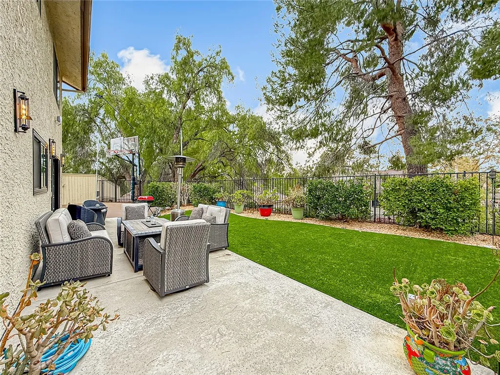 Additional image 110 of 1079 Powderhorn Court, Oak Park, CA 91377