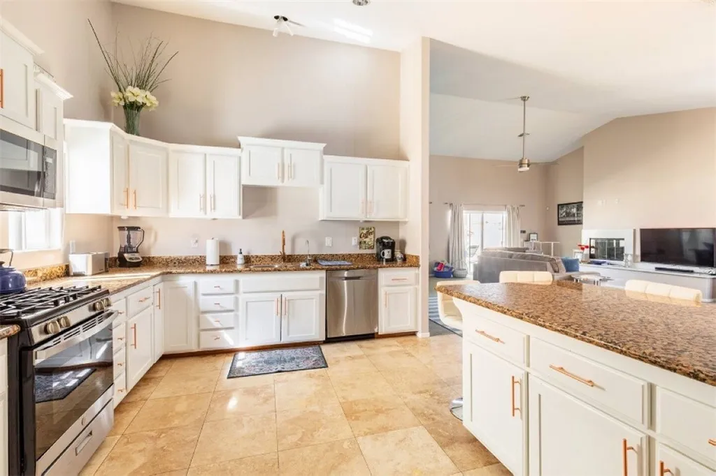 Additional image 11 of 12753 Mountain View Road, Desert Hot Springs, CA 92240