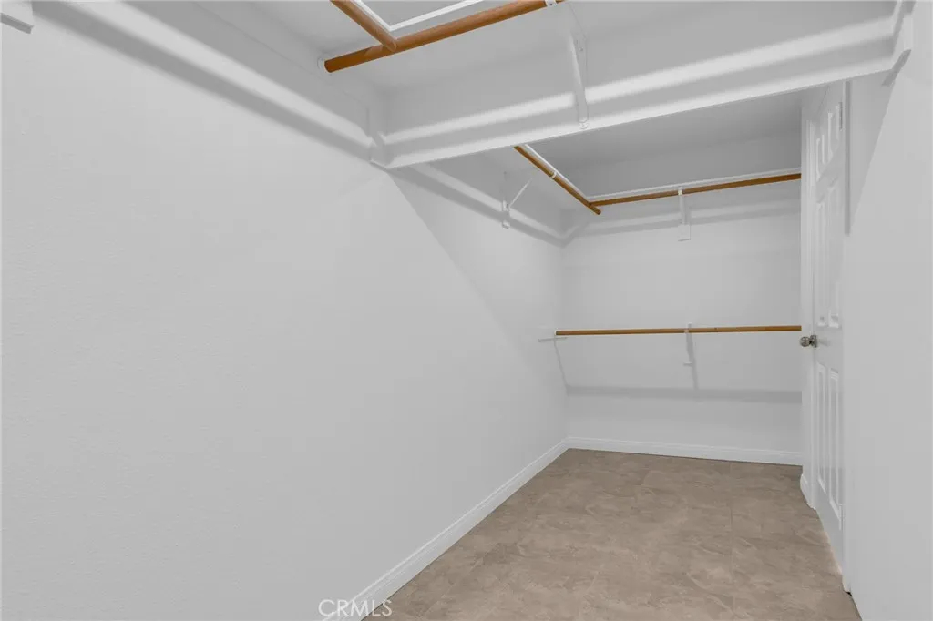 Additional image 33 of 32 Salinas, Lake Forest, CA 92610