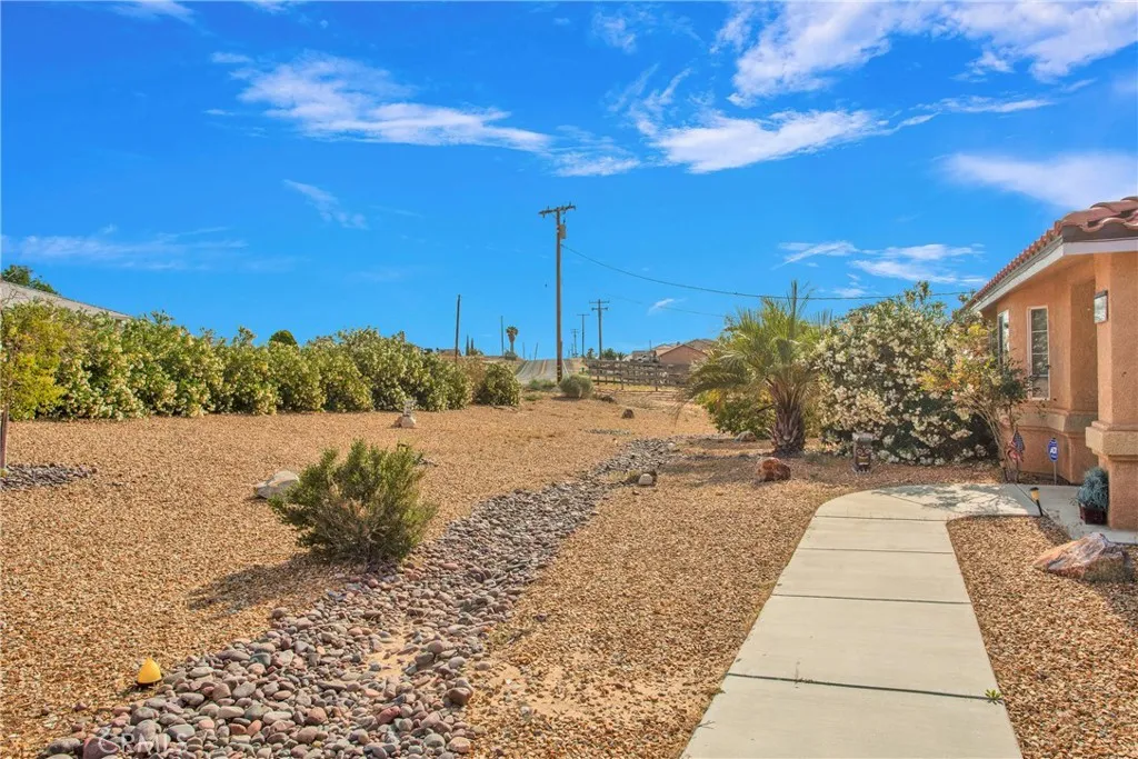 Additional image 33 of 10903 E Avenue, Hesperia, CA 92345