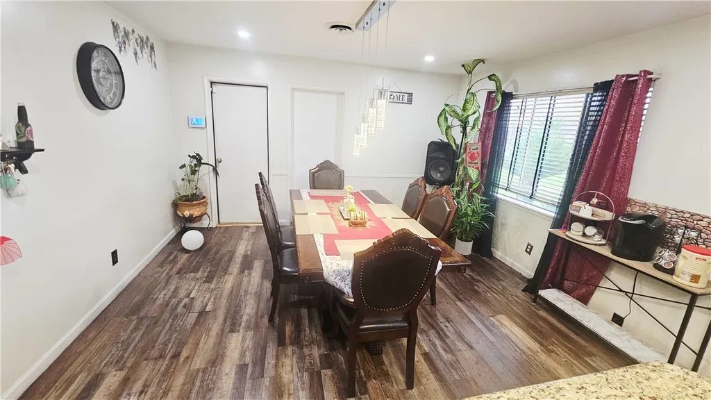 Additional image 14 of 2819 Renegade Ave, Bakersfield, CA 93306