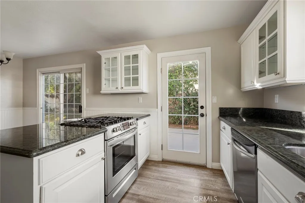 Additional image 12 of 10401 Willowbrae, Chatsworth, CA 91311