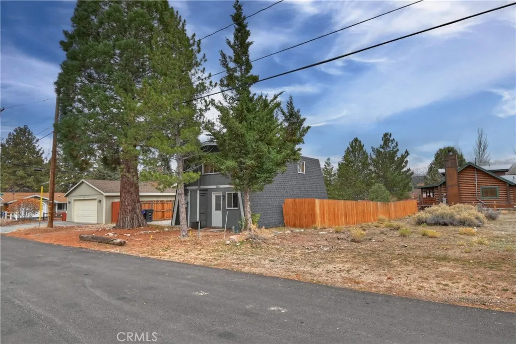 Additional image 66 of 236 E Cinderella Dr, Big Bear City, CA 92314