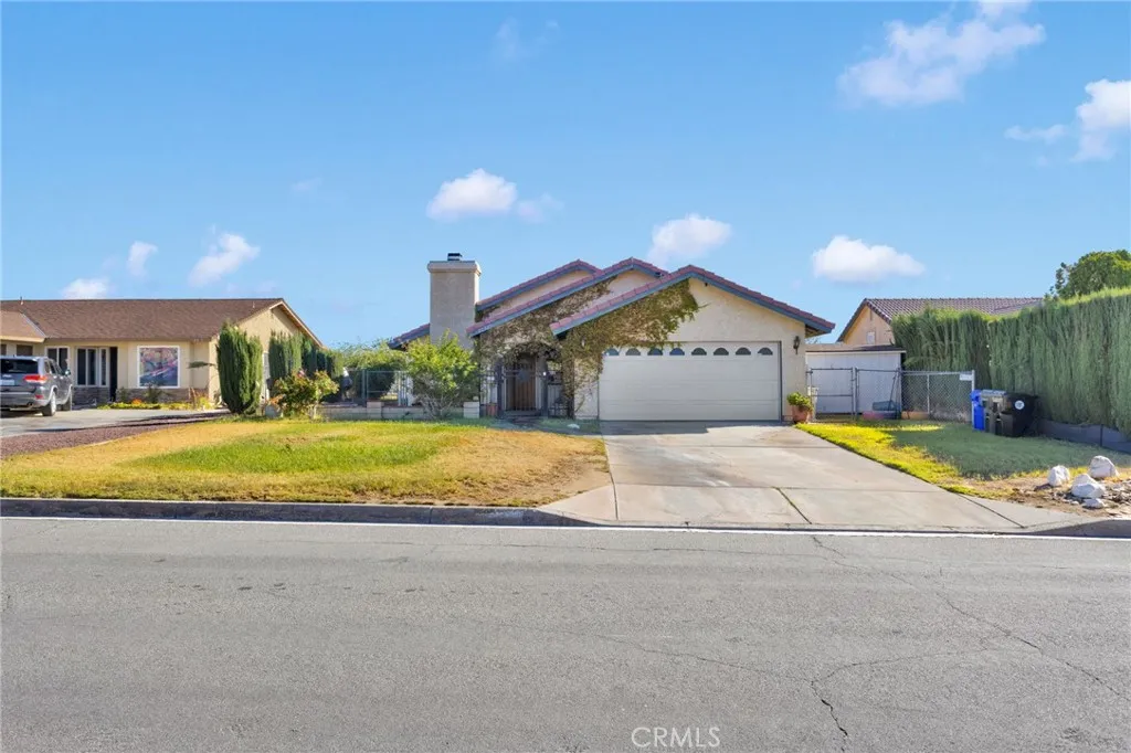 Additional image 3 of 27325 Strawberry Ln, Helendale, CA 92342