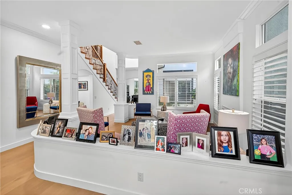 Additional image 8 of 912 Blackbourne Pt, Oak Park, CA 91377