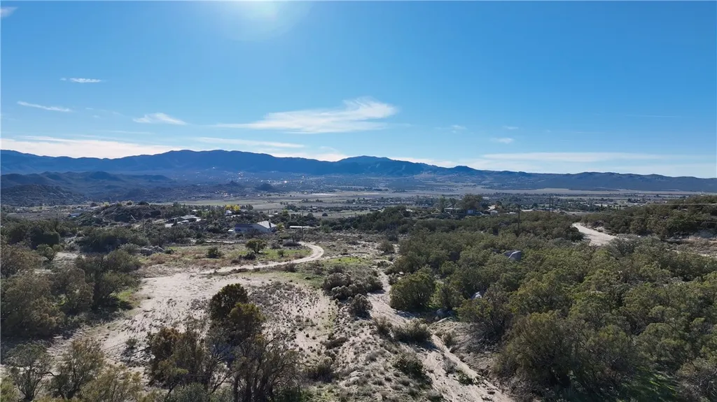 Additional image 30 of 42475 La Brinia Ln, Anza, CA 92539