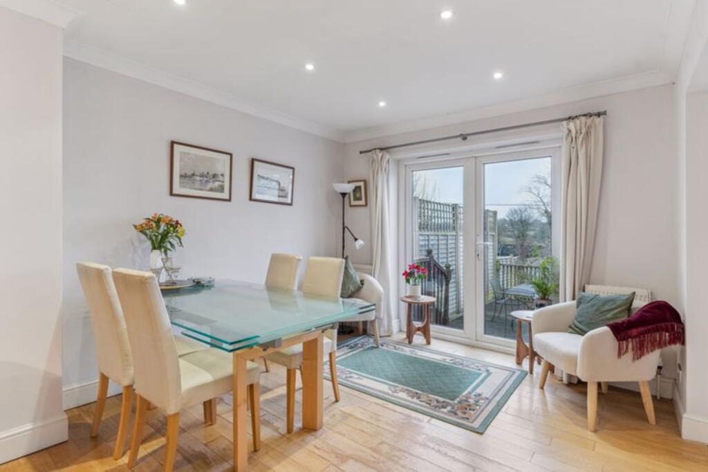 Additional image 7 of Old Watling Street, Flamstead, AL3