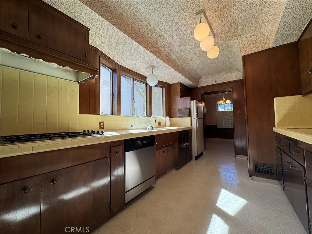 Additional image 46 of 212 S Rodeo Dr, Beverly Hills, CA 90212