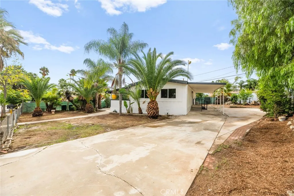 Additional image 74 of 300 Diana St, Perris, CA 92570