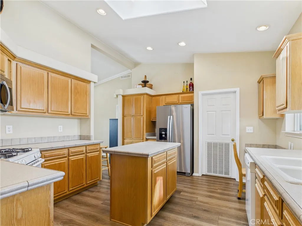 Additional image 44 of 20701 Beach Boulevard Unit 140, Huntington Beach, CA 92648