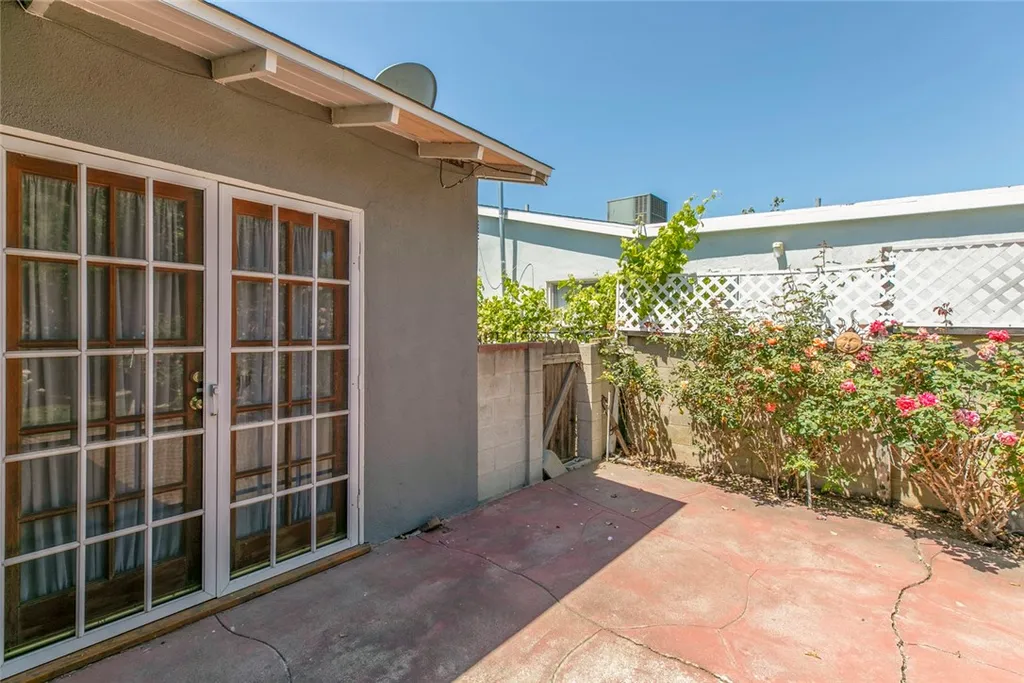 Additional image 31 of 14719 Wyandotte Street, Van Nuys, CA 91405