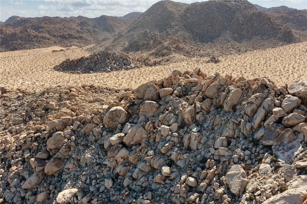 Additional image 9 of 66075 Foothill Dr, Joshua Tree, CA 92252