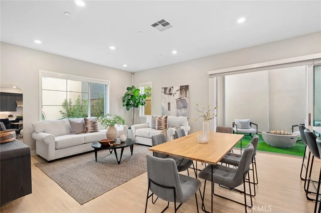 Additional image 11 of 114 Source, Irvine, CA 92618