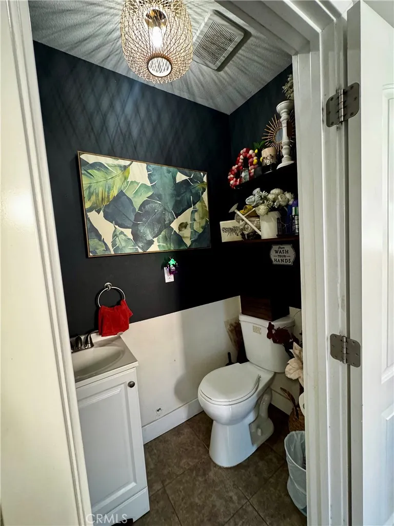 Additional image 77 of 806 E 91st St, Los Angeles, CA 90002