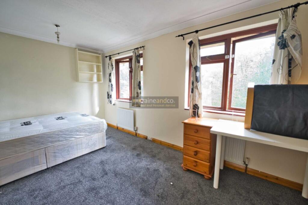 Additional image 10 of Willow Way, Hatfield