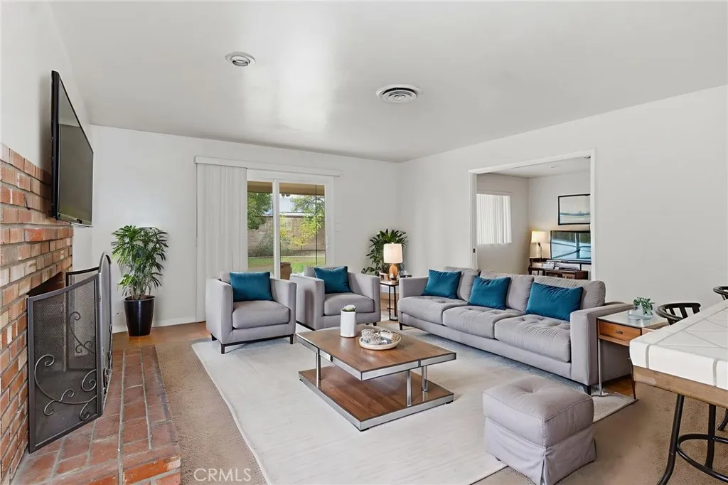 Additional image 5 of 2413 Cheshire Dr, Bakersfield, CA 93309