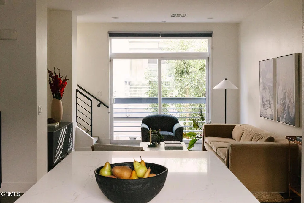 Additional image 6 of 2753 Waverly Drive Unit 302, Los Angeles, CA 90039