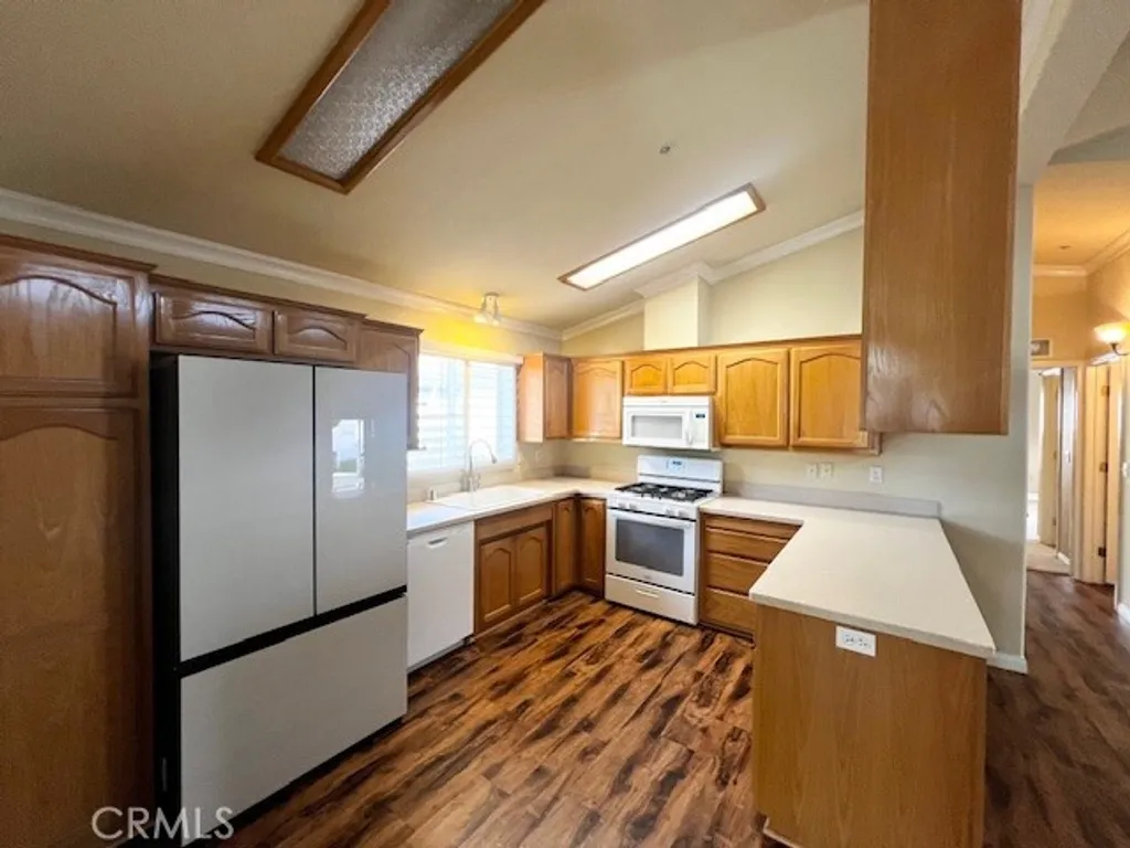 Additional image 10 of 27600 Atlantic Avenue Unit 427, Highland, CA 92346
