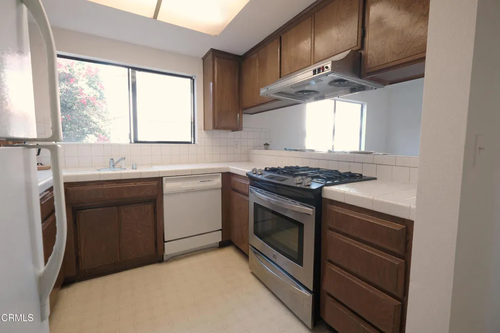 Additional image 32 of 919 W San Marino Avenue Unit D, Alhambra, CA 91801