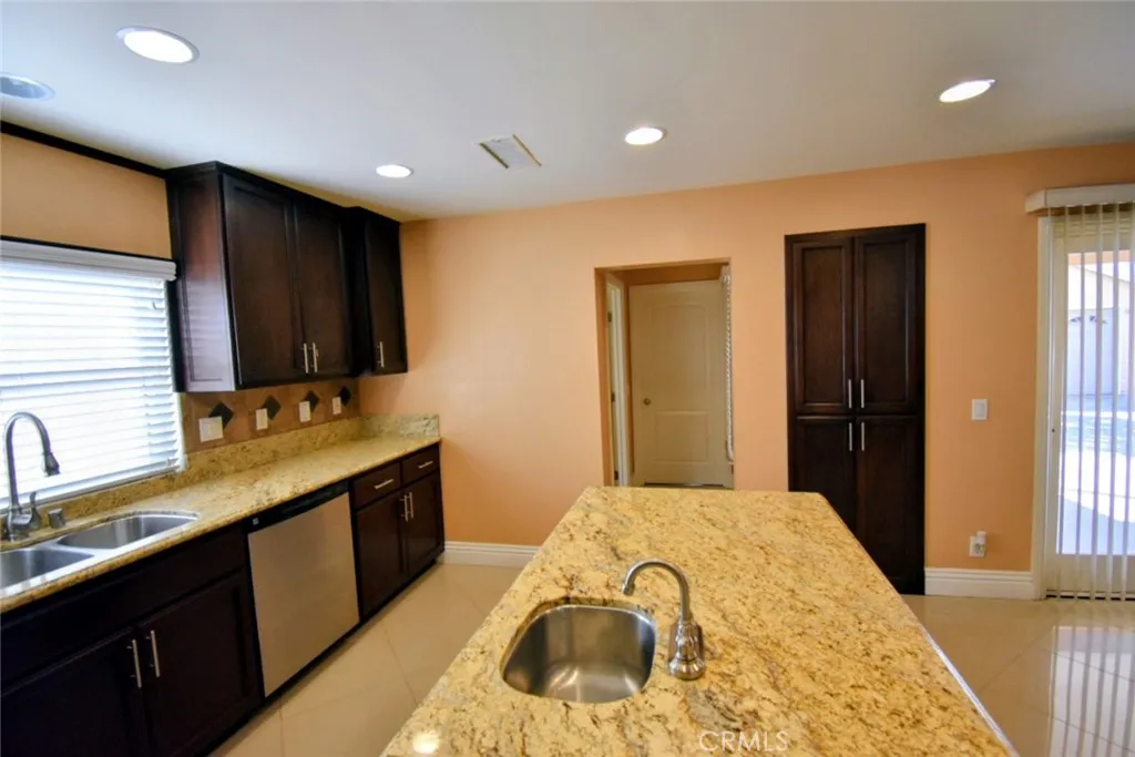 Additional image 38 of 622 S Parton St, Santa Ana, CA 92701