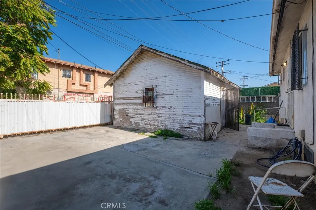 Additional image 68 of 1139 E 82nd St, Los Angeles, CA 90001