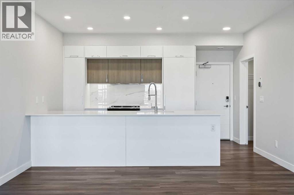 317, 255 Les Jardins Park SE|Calgary, Alberta T2C5W9