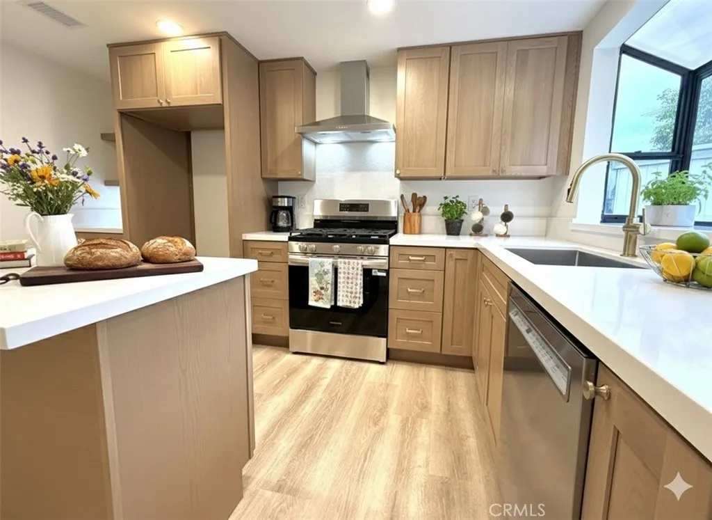 Additional image 3 of 12516 Wedgwood Circle, Tustin, CA 92780