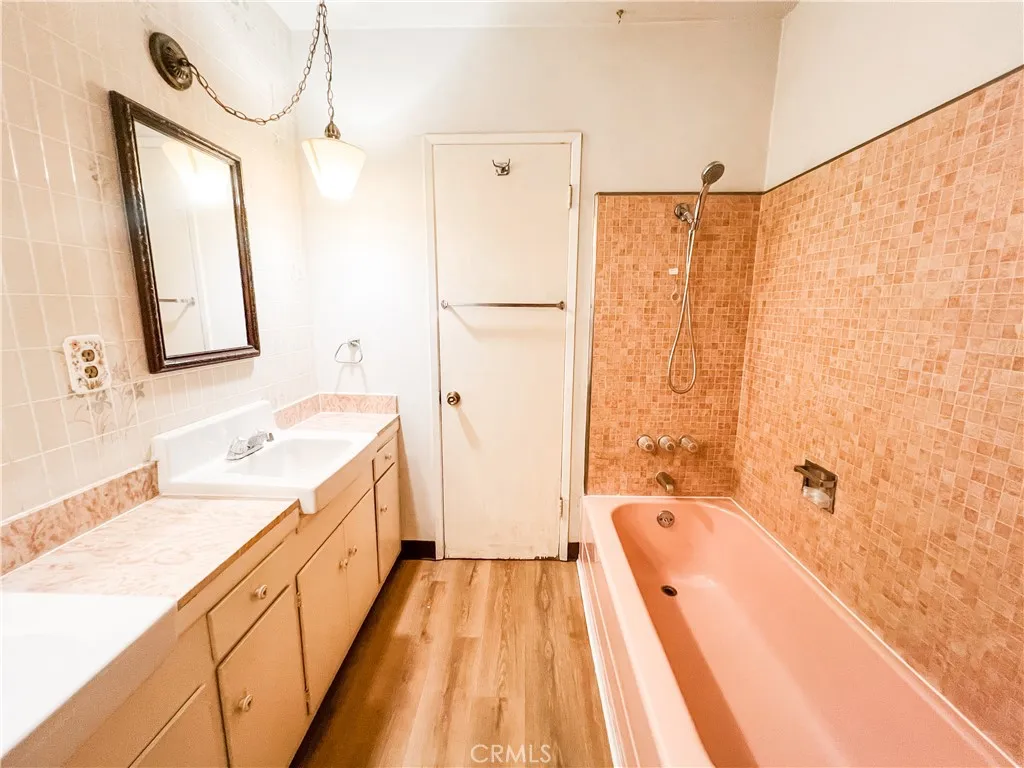 Additional image 72 of 534 E Hoover Ave, Orange, CA 92867