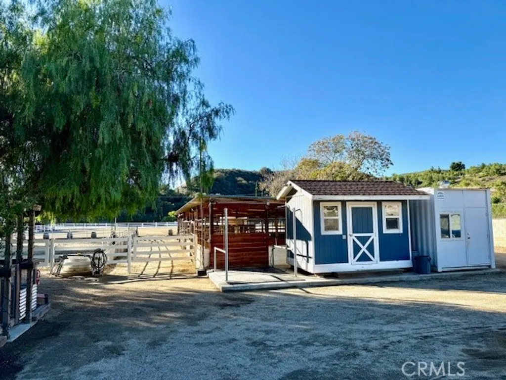 Property image for 30076 Bouquet Canyon Rd, Saugus, CA 91390