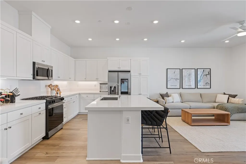 Additional image 63 of 27227 Diamond Peak Lane Unit 301, Valencia, CA 91381