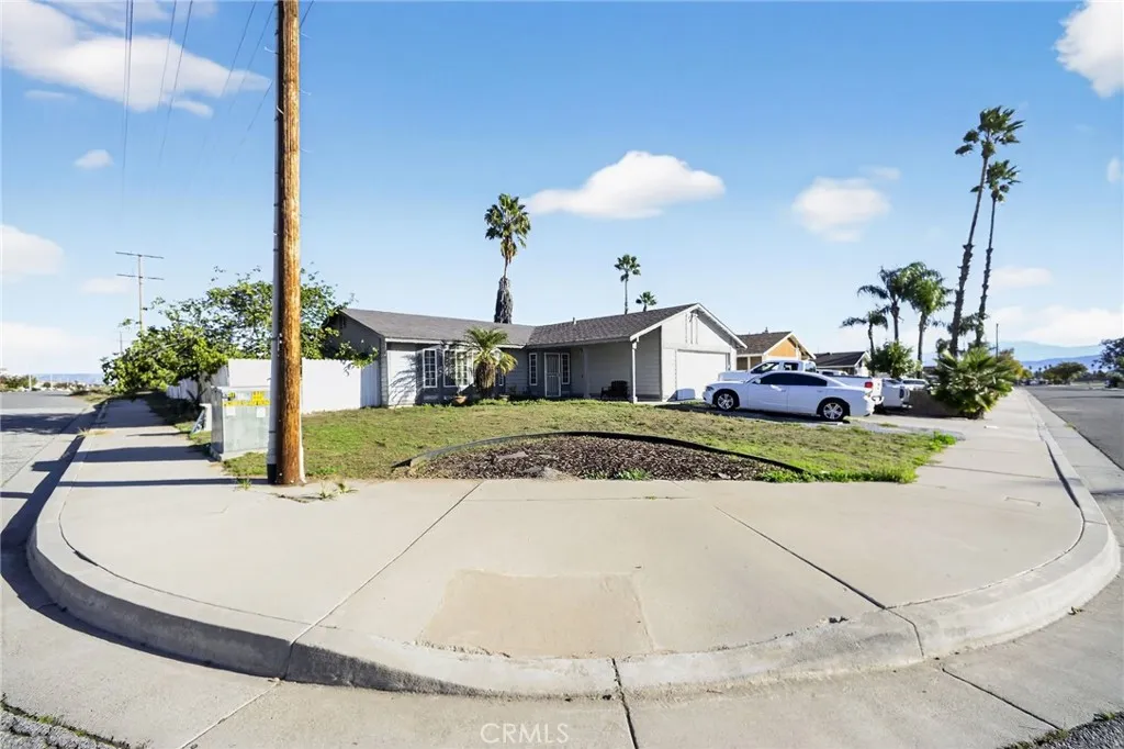 Additional image 3 of 498 Serrana Rd, Perris, CA 92570