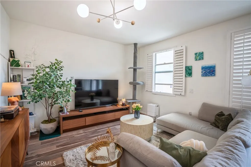 Additional image 49 of 201 E Angeleno Avenue Unit 206, Burbank, CA 91502