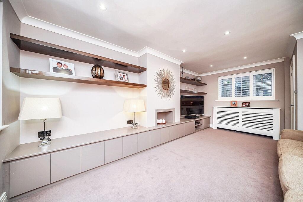 Additional image 5 of Parkfield, Markyate, AL3