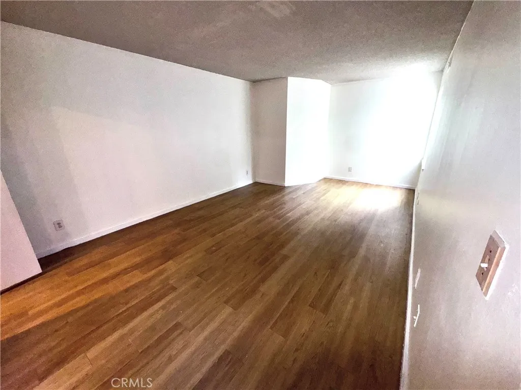 Additional image 25 of 700 W 3rd St Unit B107, Santa Ana, CA 92701