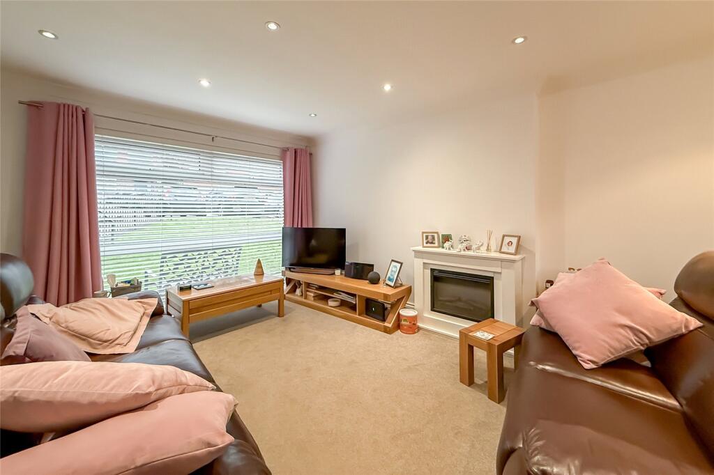 Additional image 5 of Tiverton Court, Harpenden, Hertfordshire, AL5