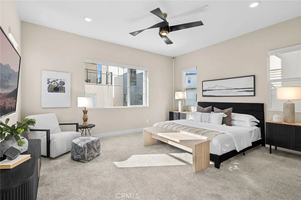 Additional image 75 of 114 Source, Irvine, CA 92618