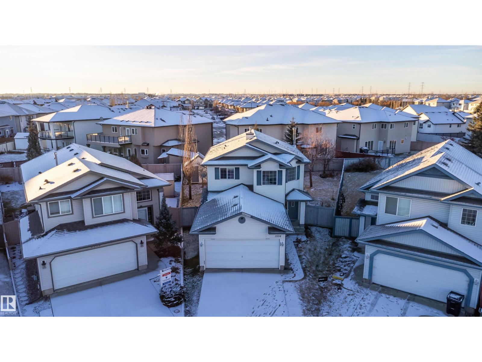 3504 20 ST NW|Edmonton, Alberta T6T1Y2