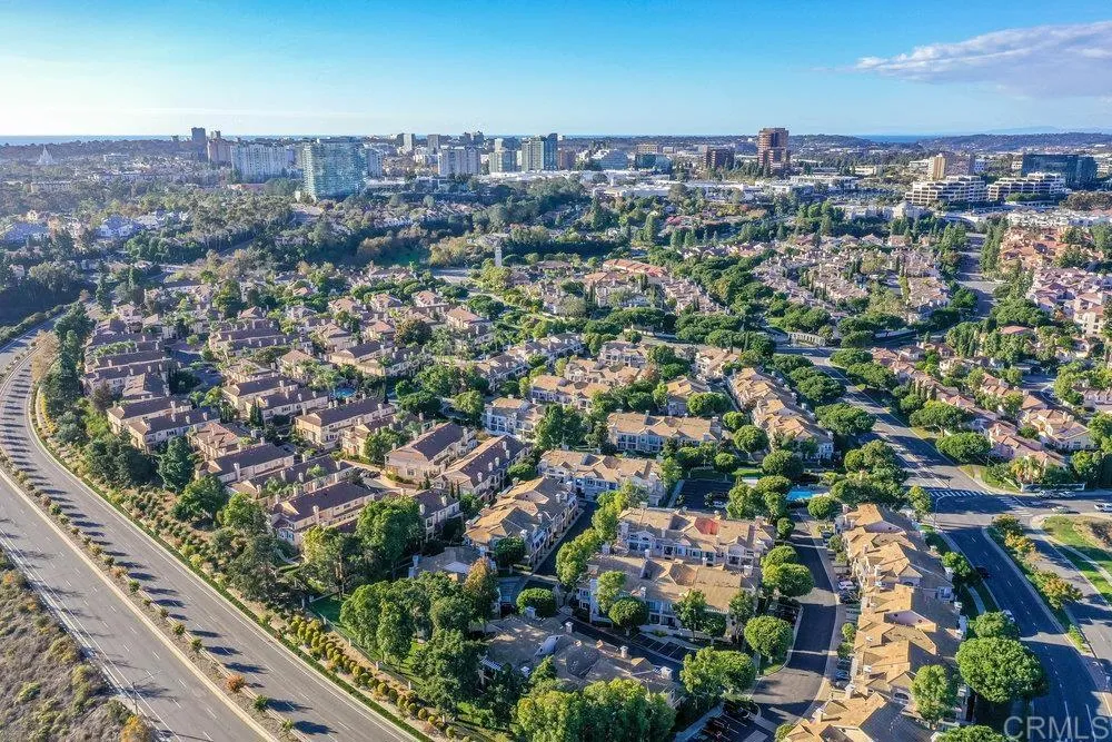 Additional image 88 of 7125 Calabria Court Unit D, San Diego, CA 92122