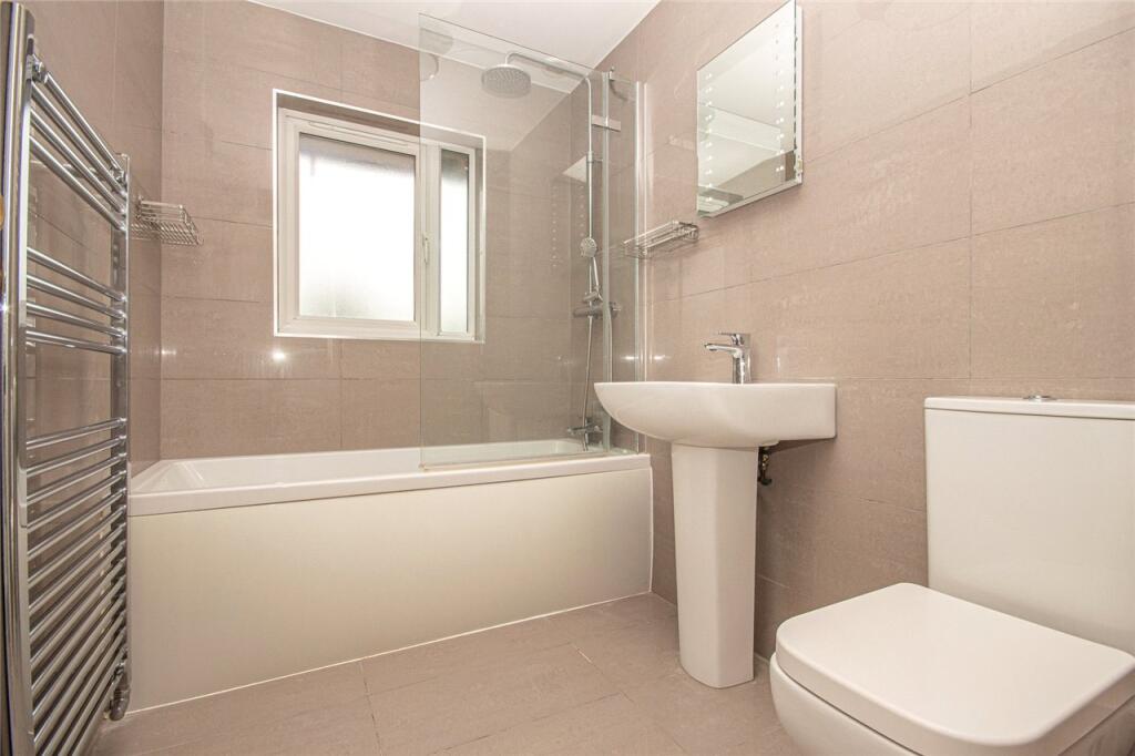 Additional image 6 of Yew Grove, Welwyn Garden City, AL7