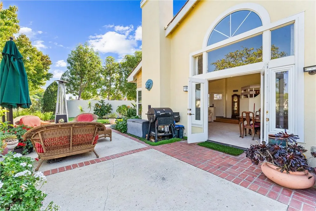 Additional image 27 of 39 Foxboro, Irvine, CA 92614