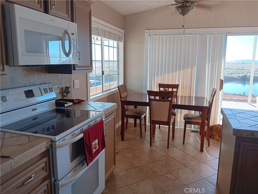 Additional image 48 of 1 Sherwood Court Unit 44, Big River, CA 92242