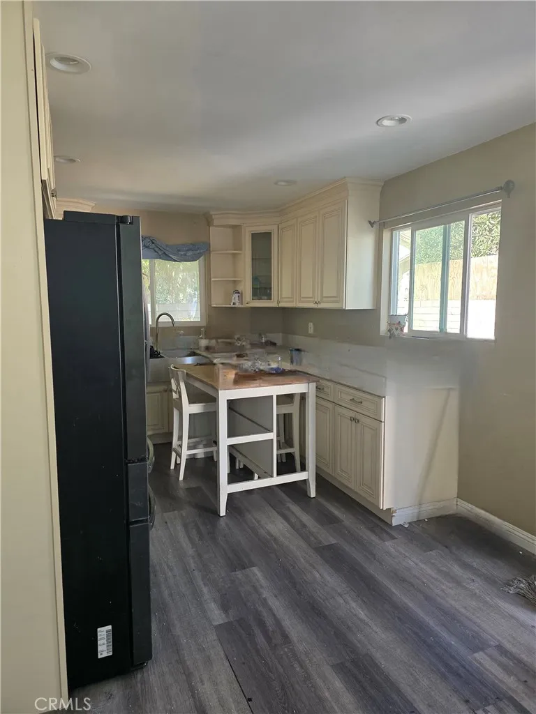 Additional image 10 of 1355 S Downey Rd, East Los Angeles, CA 90023