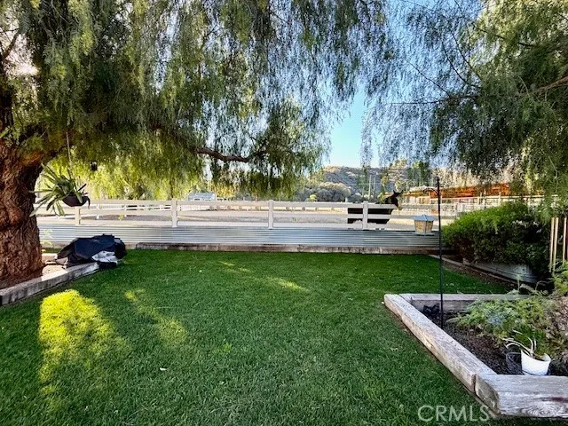 Additional image 76 of 30076 Bouquet Canyon Rd, Saugus, CA 91390