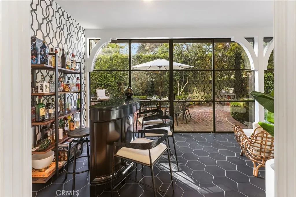 Additional image 15 of 2494 Glen Canyon Road, Altadena, CA 91001