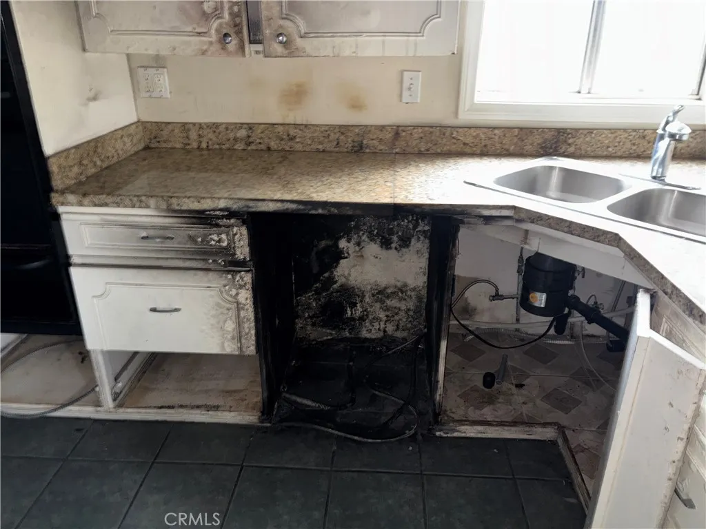 Additional image 40 of 6917 Matilija Avenue, Van Nuys, CA 91405