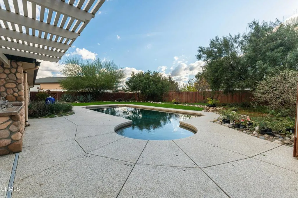 Additional image 107 of 102 Anna Lane, Bakersfield, CA 93308