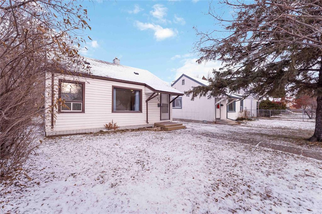 961 Carter Avenue|Winnipeg, Manitoba R3M2C6