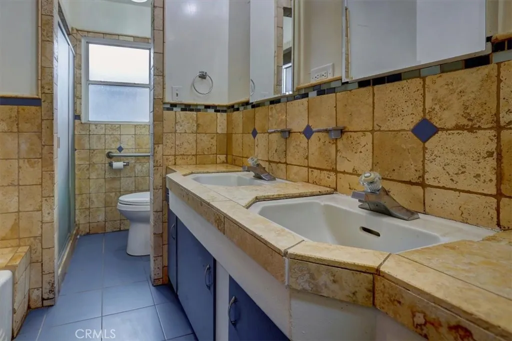 Additional image 37 of 700 E Carson Street E Unit 4, Long Beach, CA 90807