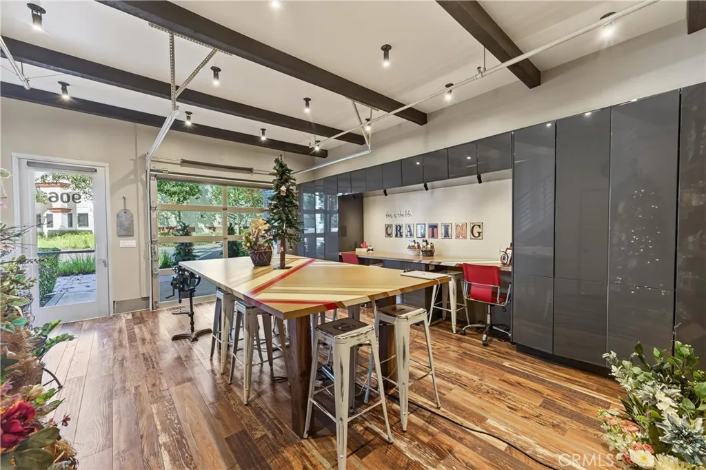 Additional image 5 of 906 E Civic Center Dr, Santa Ana, CA 92701